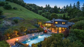 38 Valley View Dr, Orinda, CA 94563