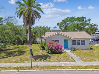 556 Virginia St, Dunedin, FL 34698