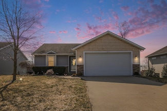 2840 Riley Ridge Rd, Holland, MI 49424