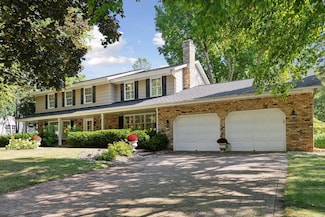 5804 Amy Dr, Edina, MN 55436