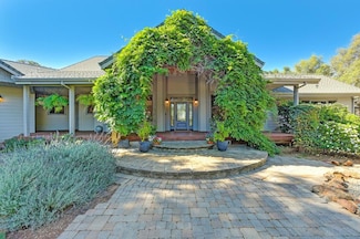 25799 Sweet Rd, Grass Valley, CA 95949