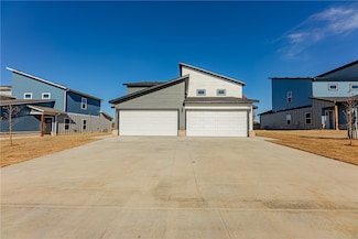 1500 SW Casuarina Dr Unit 1, Bentonville, AR 72713