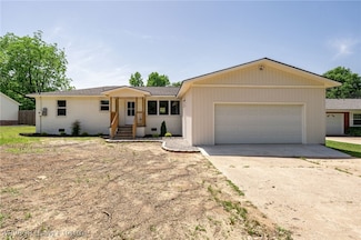 3206 Hendricks Blvd, Fort Smith, AR 72903