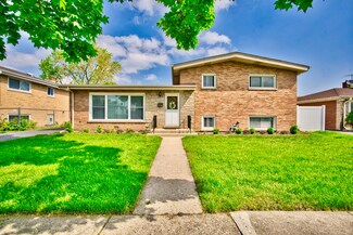7906 Churchill St, Morton Grove, IL 60053