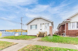 738 Locust St, Hammond, IN 46324
