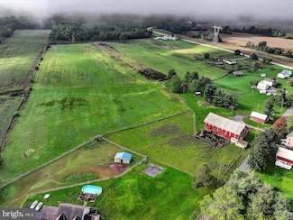 550 Hilltown Rd, Gettysburg, PA 17325