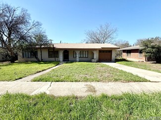 107 Waring Dr, San Antonio, TX 78216