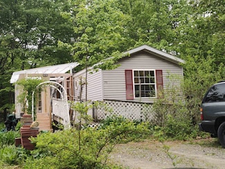71 Goldfinch Rd, Barrington, NH 03825