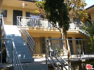4106 Rosewood Ave Unit 2, Los Angeles, CA 90004