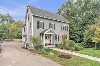 390 Colchester Ave, Burlington, VT 05401