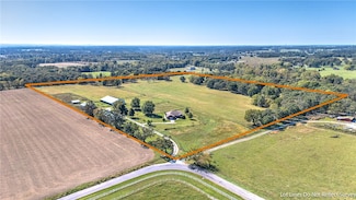 15701 Vaughn Rd, Decatur, AR 72722