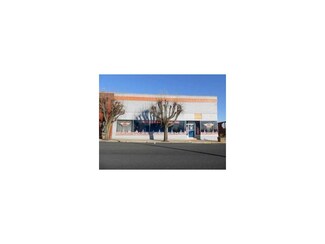 1721 Main St, Higginsville, MO 64037