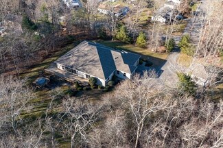 24 Marshall St, North Dartmouth, MA 02747