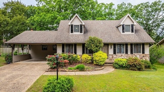 22 Colony Rd, Little Rock, AR 72227