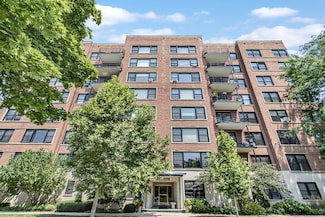 1500 Hinman Ave Unit 102, Evanston, IL 60201