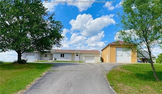 135 Margy Ln, Charleston, WV 25309