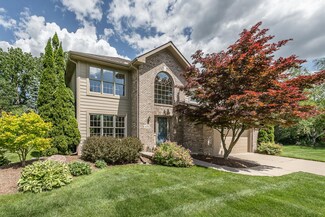4259 Lake Forest Dr E, Ann Arbor, MI 48108