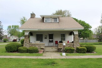 201 E Sunset Dr, Bourbon, IN 46504