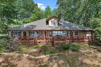 140 Eastwood Dr, Milam, TX 75959