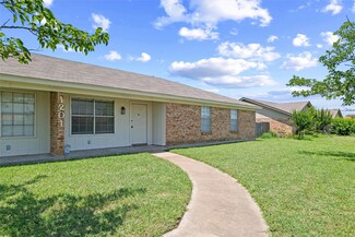 1201 N Nolan River Rd, Cleburne, TX 76033