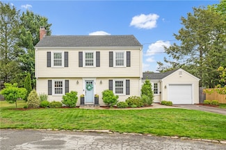 25 Marshall Way, Rumford, RI 02916