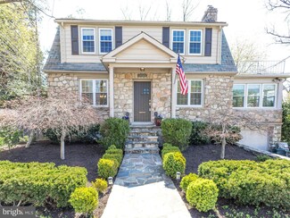 3045 Olin Dr, Falls Church, VA 22044