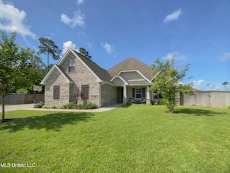 5807 Sylvester St, Ocean Springs, MS 39564