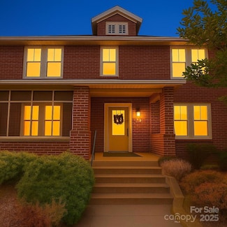113 2nd St, Spencer, NC 28159