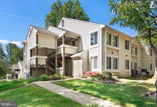10310 Luria Commons Ct Unit 2E, Burke, VA 22015