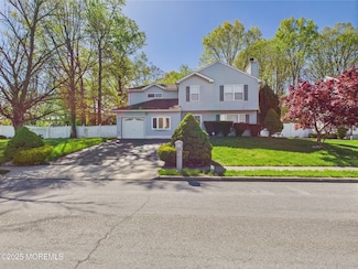 74 Mystic Ct, Cliffwood, NJ 07721