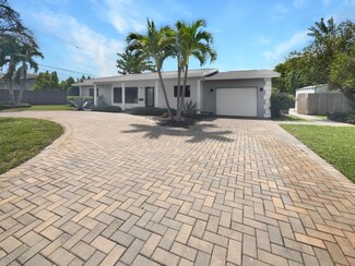 1800 NE 48th Ct, Fort Lauderdale, FL 33308