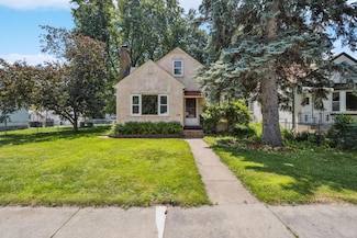 114 Richmond St E, South Saint Paul, MN 55075