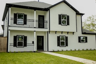 1435 Overhill St, Houston, TX 77018