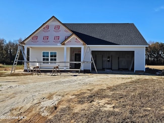 176 Country Cove Ln, Clinton, NC 28328