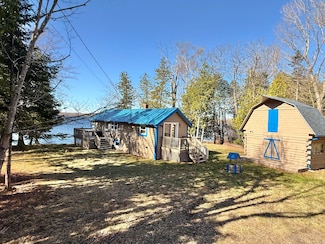 114 Smith Rd, Hudson, ME 04449