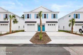 822 Kenneth Ave Unit 1, Carolina Beach, NC 28428
