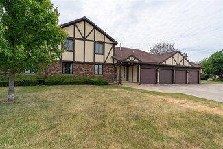 34 Crystal Ct Unit 34, Pontiac, IL 61764