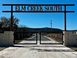 250 Redbud Rd, Concan, TX 78838