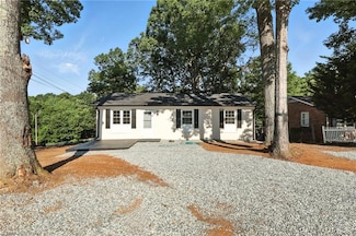 630 Spring Garden Cir, High Point, NC 27260
