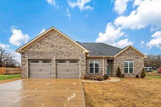 134 Malibu Ln, Killen, AL 35645