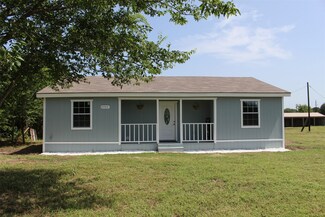 2547 Bob Mathews St, Bedias, TX 77831