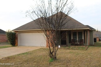 165 Winchester St, Byram, MS 39272