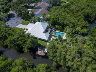 207 Jupiter Woods Dr, Jupiter, FL 33458