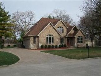 5601 S Ashland Ave, Countryside, IL 60525