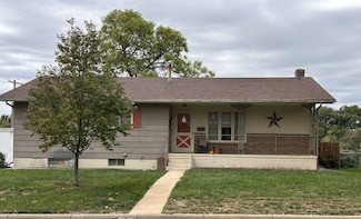 421 S 5th St, Phillipsburg, KS 67661