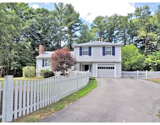 241 East St, Carlisle, MA 01741