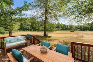 395 Greenhill Rd, Barrington, NH 03825