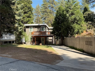 2557 Whispering Pines Dr, Running Springs, CA 92382