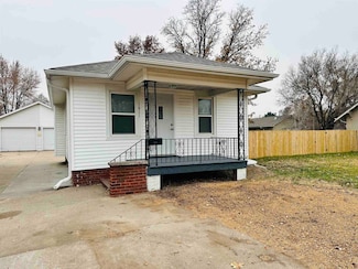 1811 W 4th St, Hastings, NE 68901