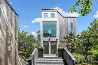 172 Pine Walk, Sayville, NY 11782